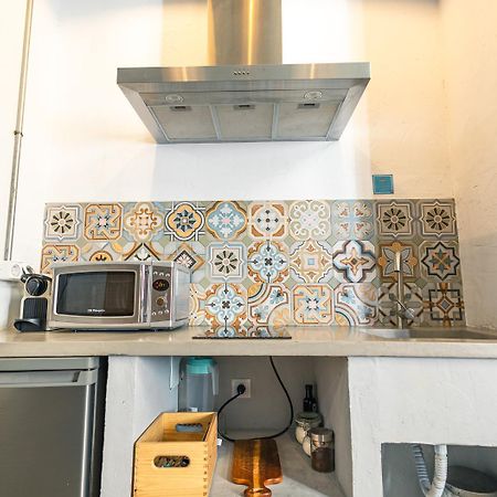 Апартаменты Loft-Style Ground Floor Flat Севилья Экстерьер фото