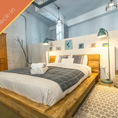 Апартаменты Loft-Style Ground Floor Flat Севилья Экстерьер фото