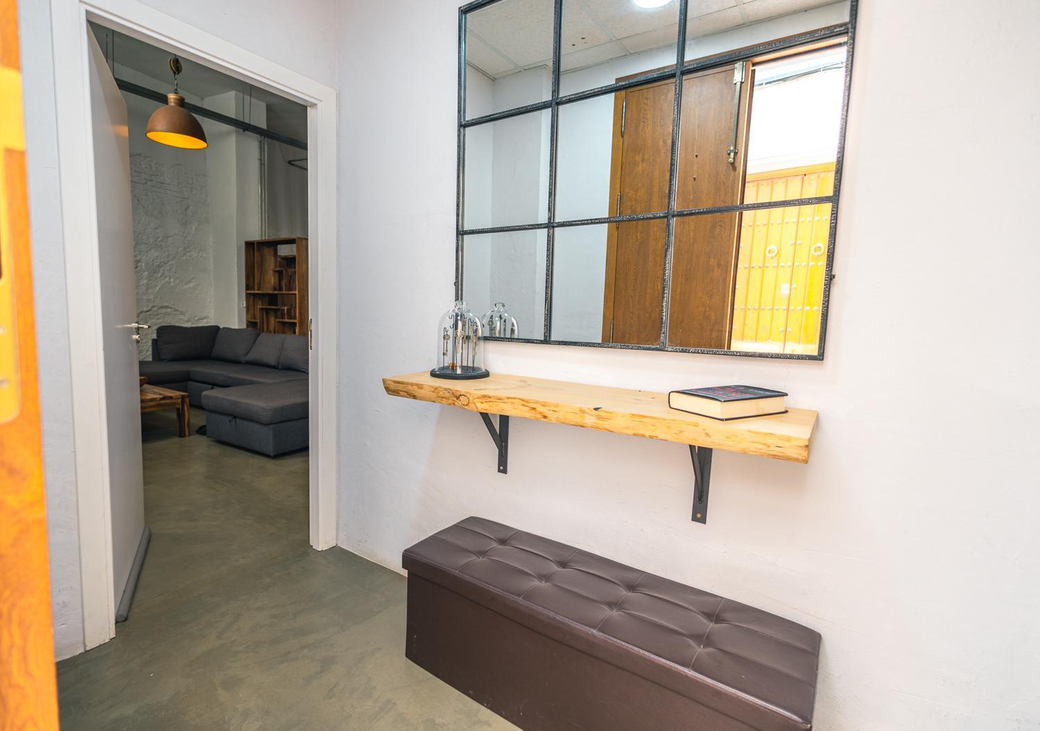Апартаменты Loft-Style Ground Floor Flat Севилья Экстерьер фото