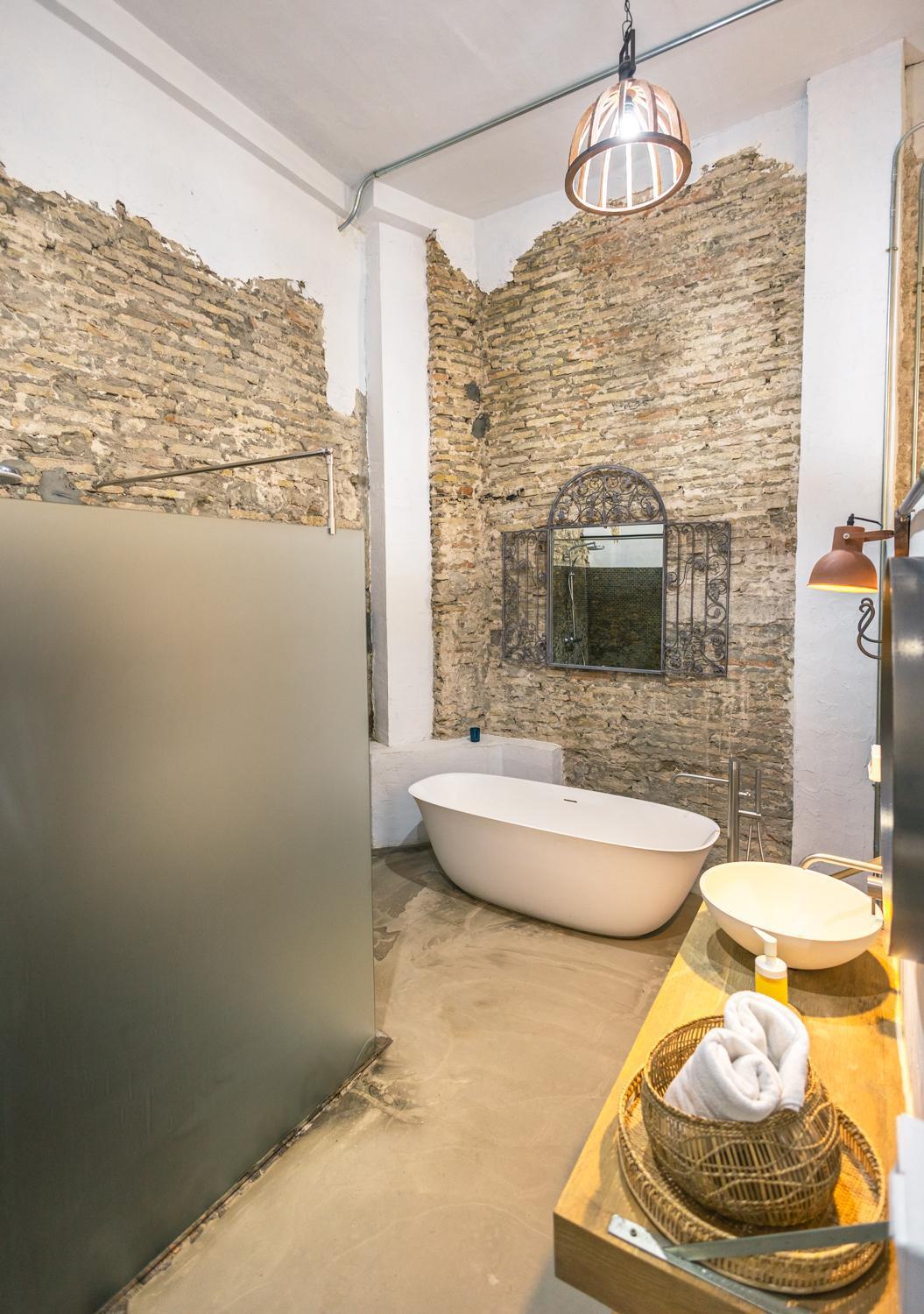 Апартаменты Loft-Style Ground Floor Flat Севилья Экстерьер фото