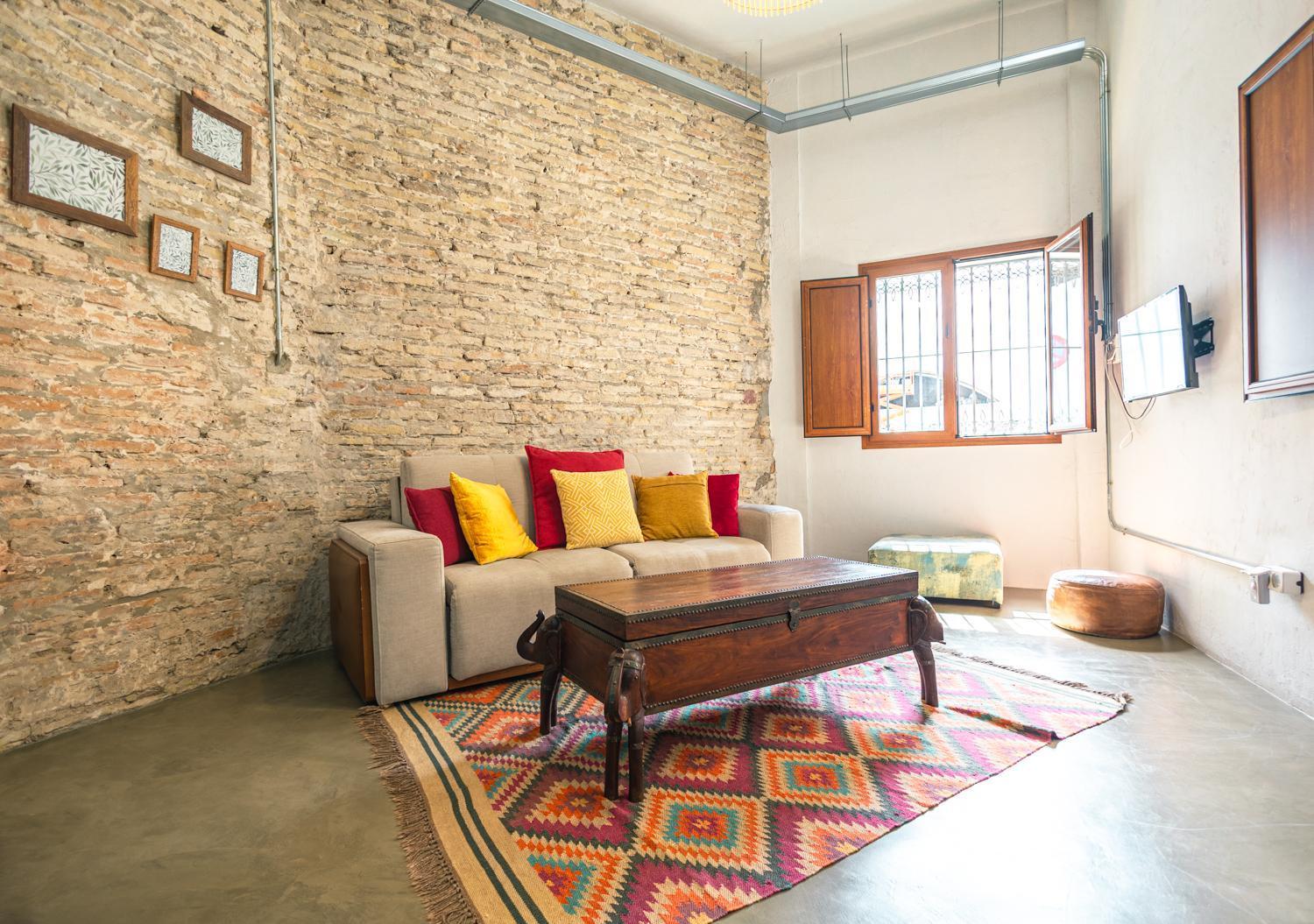 Апартаменты Loft-Style Ground Floor Flat Севилья Экстерьер фото